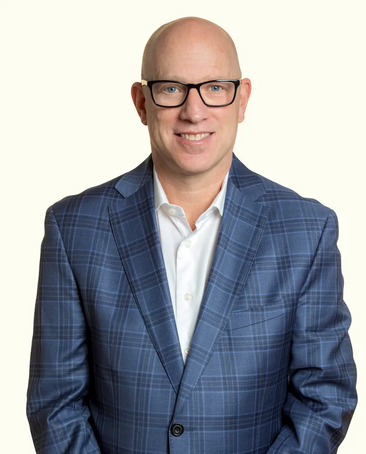 Stuart Kaufman, Senior Managing Director